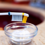 كيفية تبيض الاسنان والتخلص من اصفرار الاسنان طبيعيا