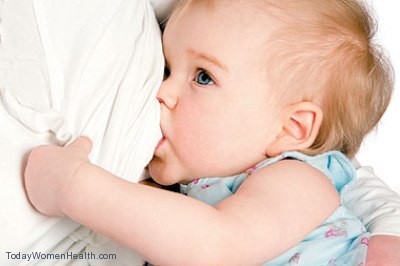 تشققات حلمة الثدى خلال الرضاعة وكيف تتخلصى منها