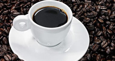 زيادة استهلاك الرجال للقهوة تسبب سلس البول