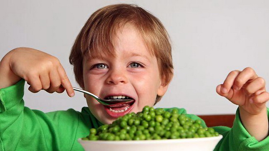 ما هي الأطعمة التي تزيد من ذكاء الاطفال ؟