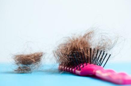 3 خطوات اساسية للتخلص من تشابك الشعر