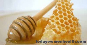 ماسك الخميرة والعسل لعلاج جفاف البشرة