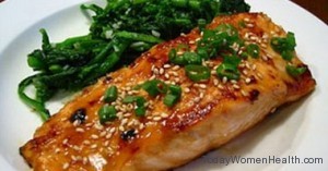 سمك الأروس مع صوص الشبت سمك الأروس مع صوص الشبت