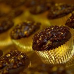 كب كيك مطلي بالذهب في دبي عيار 23 قيراط كب كيك مطلي بالذهب في دبي عيار 23 قيراط