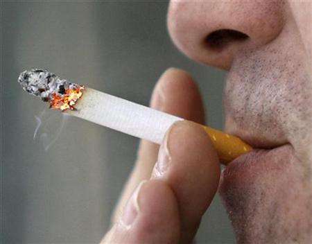 التخلص من مشكلة رائحة الفم الكريهة بعد التدخين