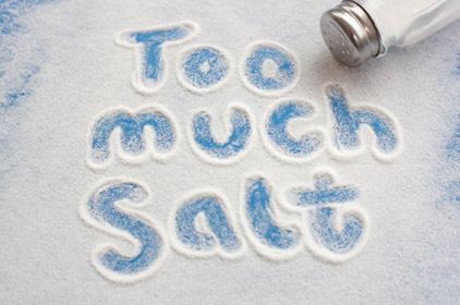 كيف يمكنك الاقلال من الملح فى طعامك بسهولة