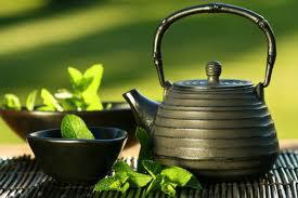 ما الفرق بين الشاى الاسود والشاى الاخضر ؟