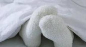 لماذا تشعر المرأة بالبرودة أكثر من الرجل ..!