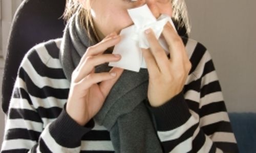 5 خطوات فعالة للسيطرة على نزلات البرد والانفلونزا