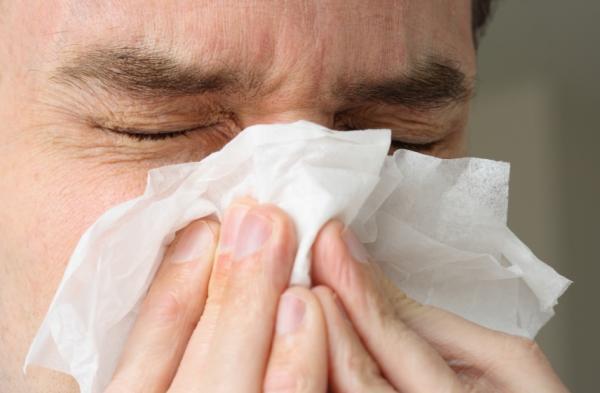 الفرق بين نزلات البرد - الإنفلونزا