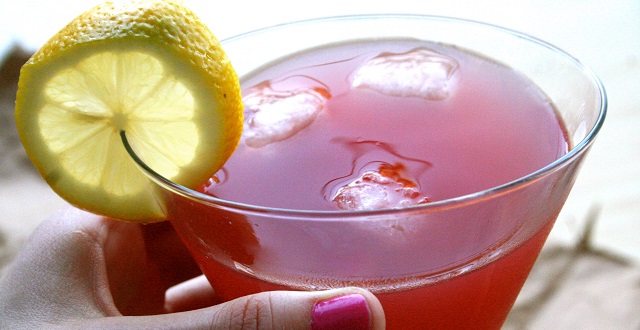 تكبير الشفاه بطرق طبيعية