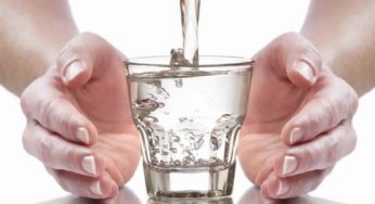 علاج الأمراض بشرب الماء على معدة خالية